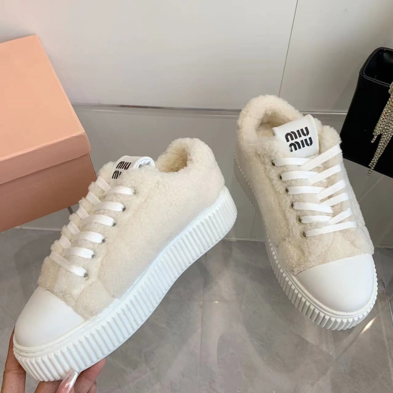 Miu Miu Casual Shoes